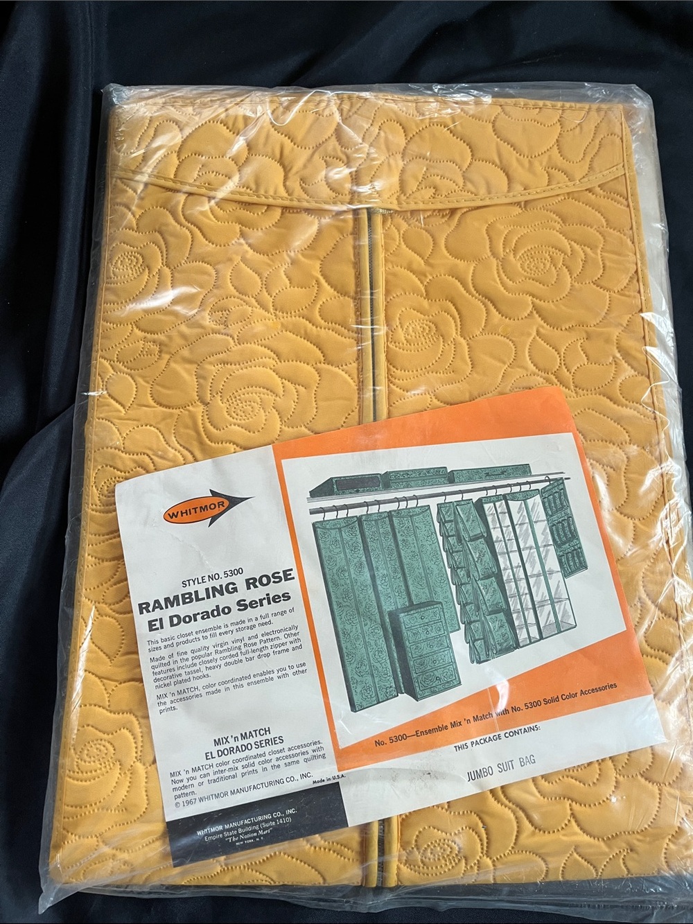 1967 Jumbo Rambling Rose Pattern Hanging Suit Bag Whitmor El Dorado Series NOS
